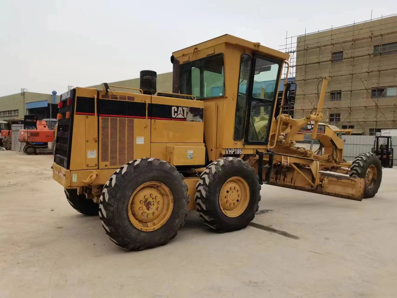Caterpillar Original Color Motor Grader Used CAT 140H - Autogreder: Foto 3 Caterpillar Original Color Motor Grader Used CAT 140H - Autogreder: Foto 3