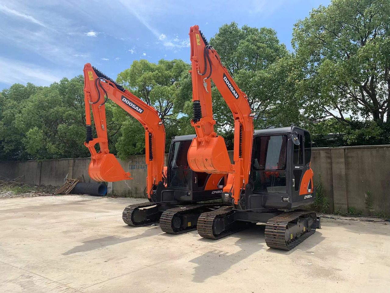 DOOSAN DX60 Good price 6 ton Small Excavator - Excavator pe şenile: Foto 5 DOOSAN DX60 Good price 6 ton Small Excavator - Excavator pe şenile: Foto 5