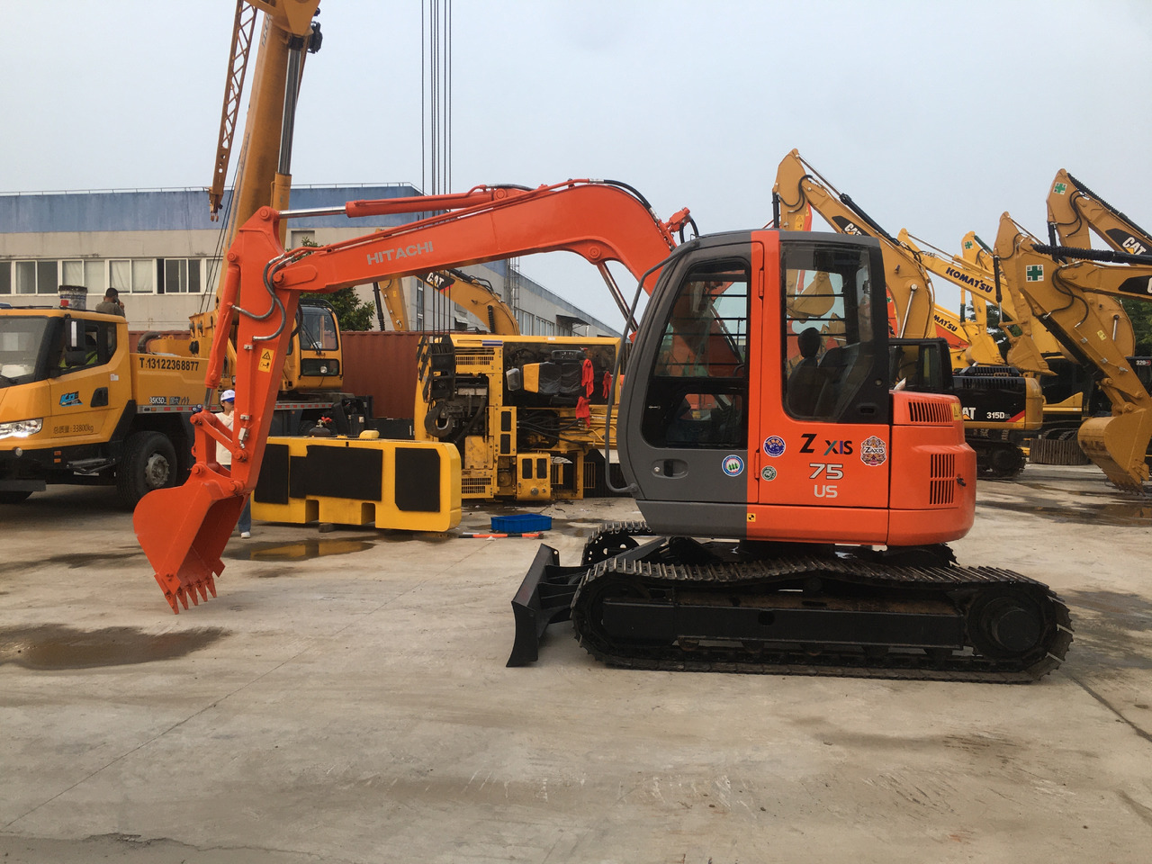 Hitachi Used Excavator Hitachi ZX75 Small Excavator for Sale - Excavator pe şenile: Foto 3 Hitachi Used Excavator Hitachi ZX75 Small Excavator for Sale - Excavator pe şenile: Foto 3