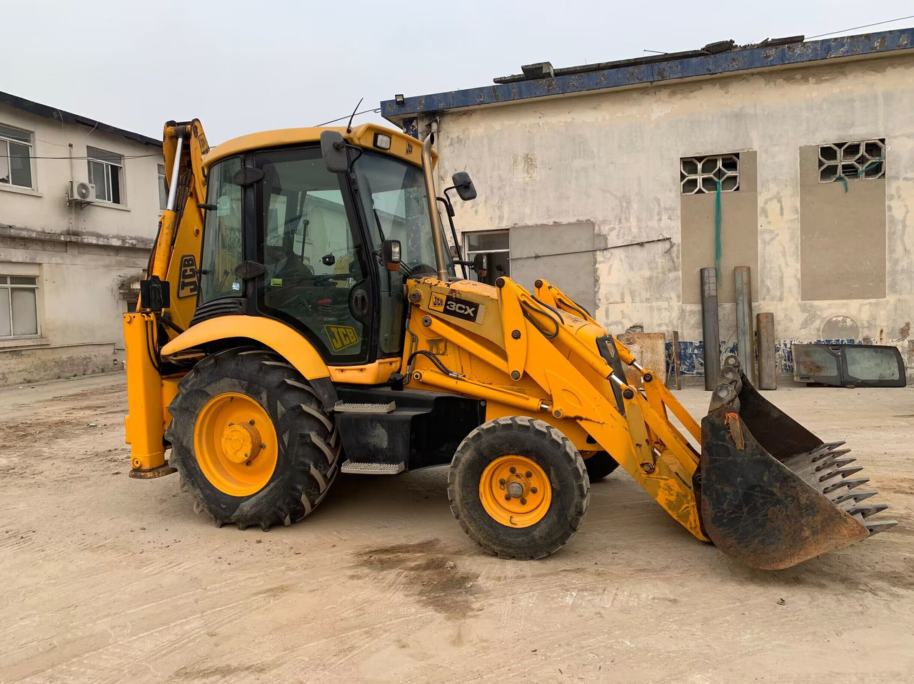 JCB 3CX Original Condition Used Backhoe Loader with Extendable Boom - Buldoexcavator: Foto 5 JCB 3CX Original Condition Used Backhoe Loader with Extendable Boom - Buldoexcavator: Foto 5