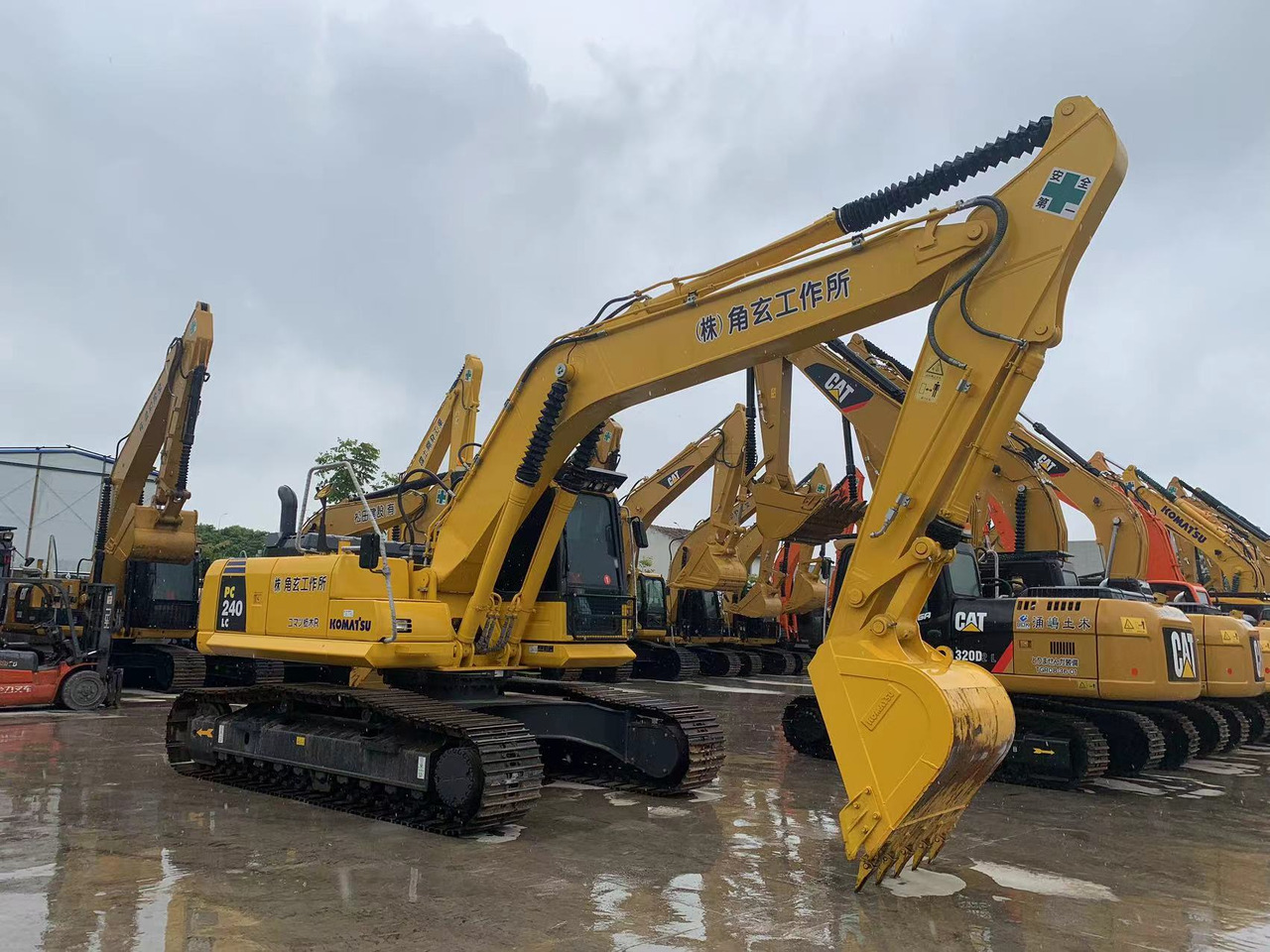 Komatsu Excavator PC240 Secondhand Japanse Construction Machinery - Excavator pe şenile: Foto 3 Komatsu Excavator PC240 Secondhand Japanse Construction Machinery - Excavator pe şenile: Foto 3