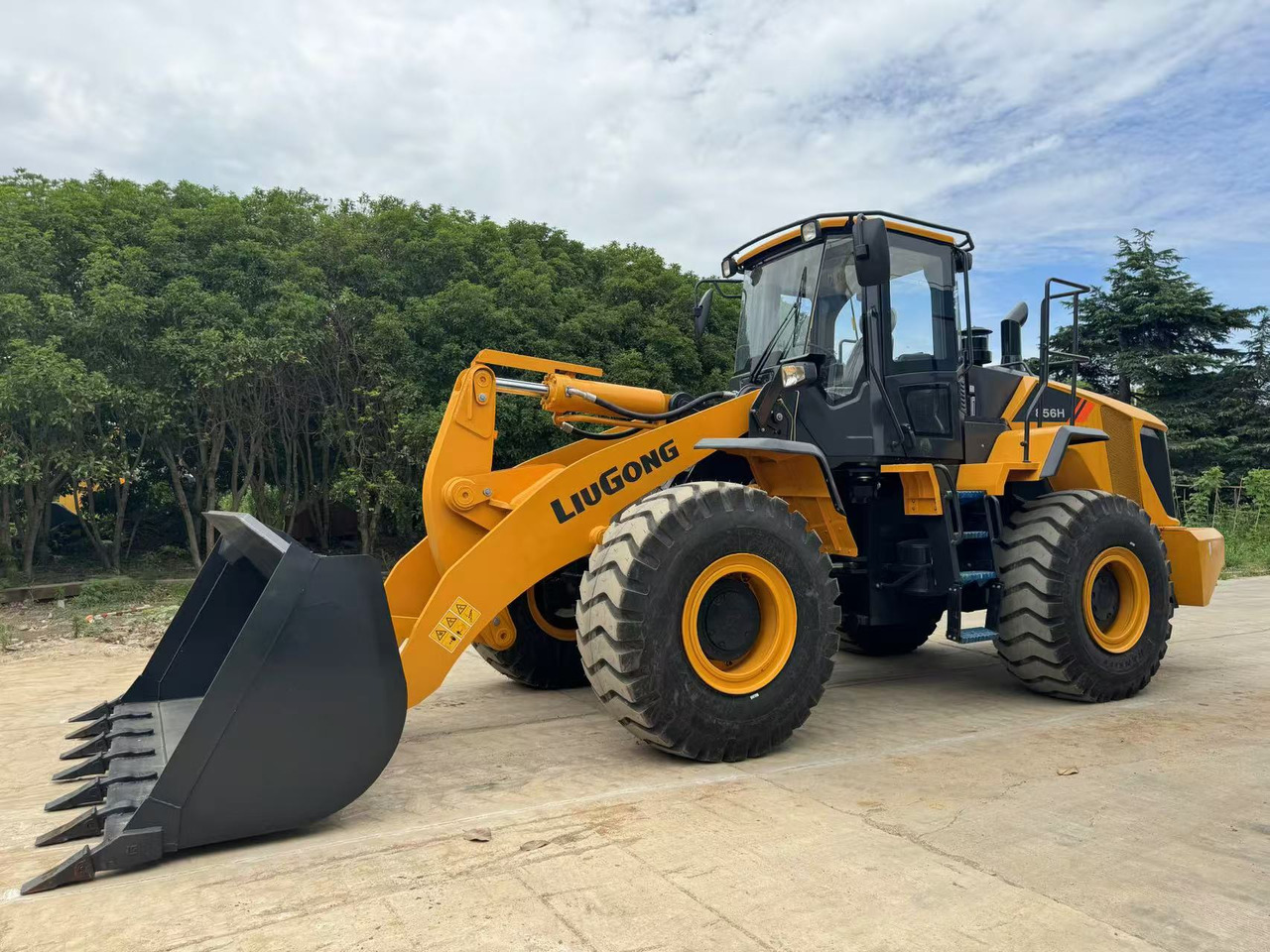LIUGONG Used Wheel Loader LIUGONG 856H 5Ton Loader for Sale - Încărcător frontal pe pneuri: Foto 3 LIUGONG Used Wheel Loader LIUGONG 856H 5Ton Loader for Sale - Încărcător frontal pe pneuri: Foto 3