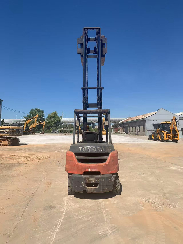 Toyota Forklift 5 ton Diesel Forklift FD50 with 5m High Mast - Stivuitor diesel: Foto 5 Toyota Forklift 5 ton Diesel Forklift FD50 with 5m High Mast - Stivuitor diesel: Foto 5