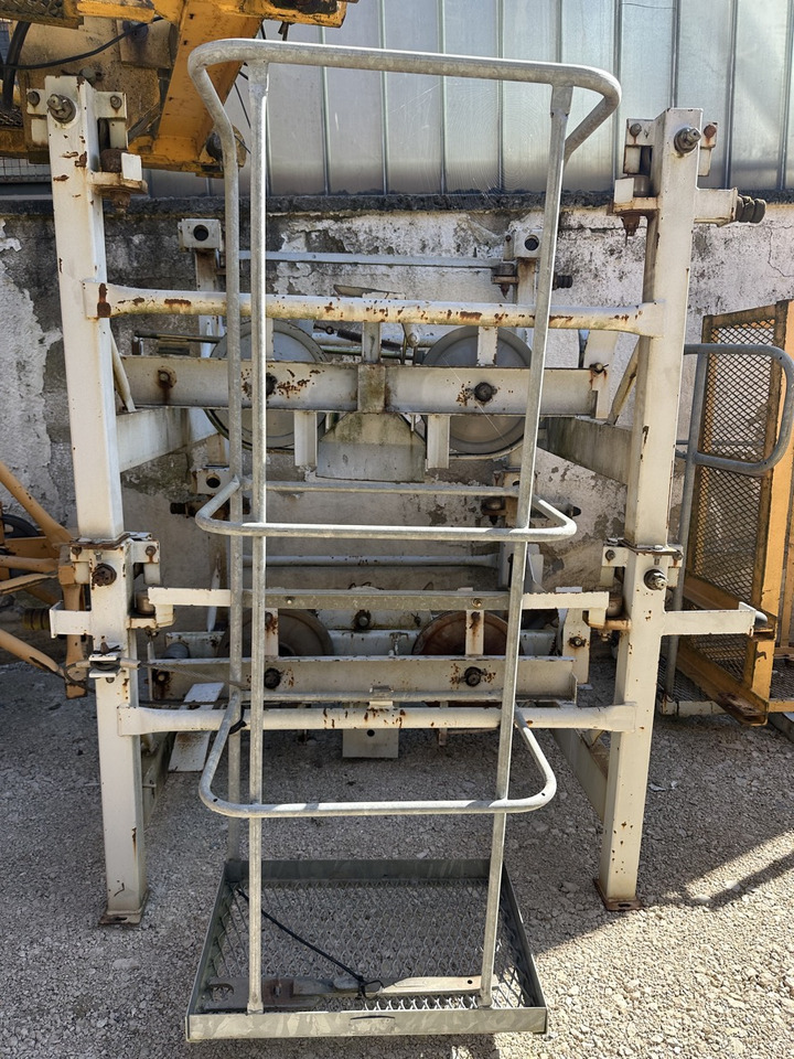 POTAIN MD 235 A J10 - Macara turn: Foto 5 POTAIN MD 235 A J10 - Macara turn: Foto 5