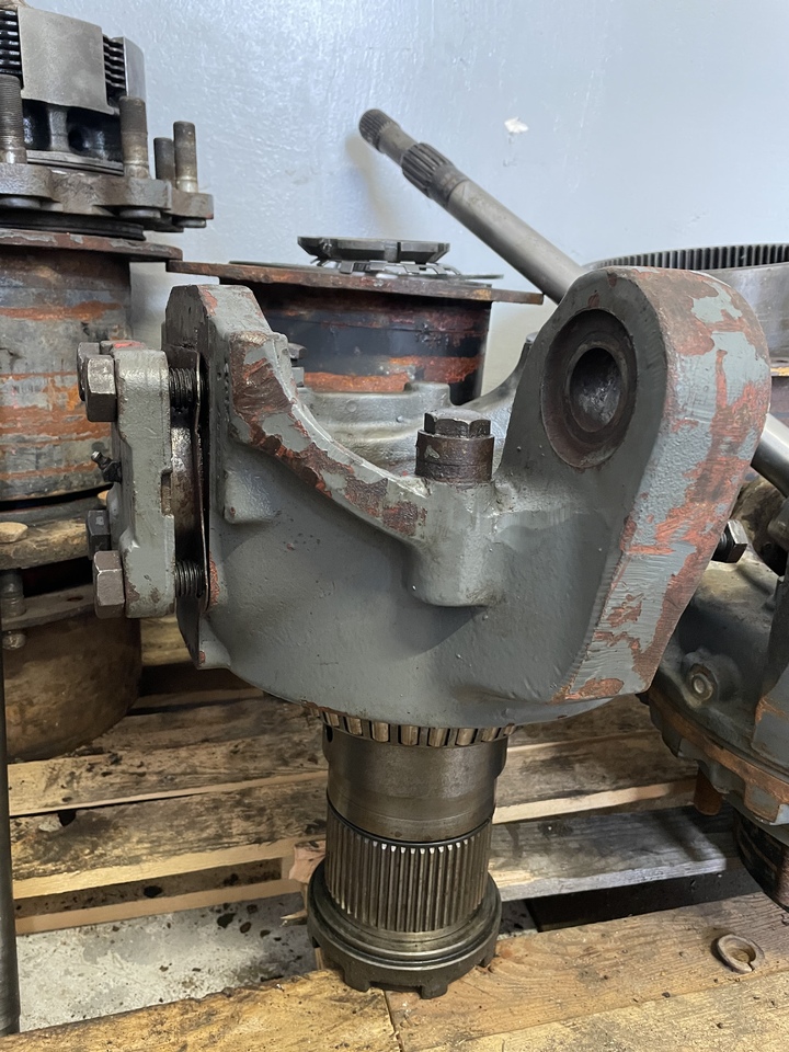 LIEBHERR A900C - Fuzeta pentru Excavator pe roţi: Foto 1 LIEBHERR A900C - Fuzeta pentru Excavator pe roţi: Foto 1