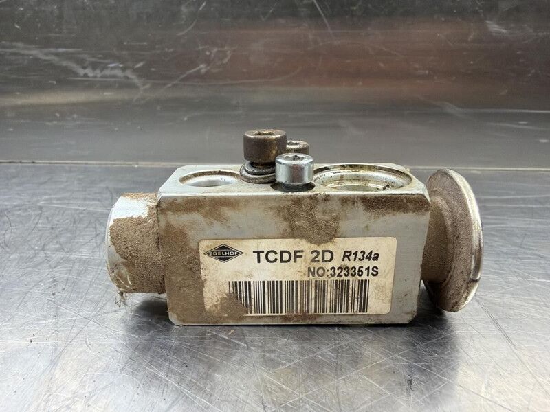 Egelhof R924 COMPACT / R904C / R924 C / R926 LC / R926 SLC - Supapă: Foto 1 Egelhof R924 COMPACT / R904C / R924 C / R926 LC / R926 SLC - Supapă: Foto 1