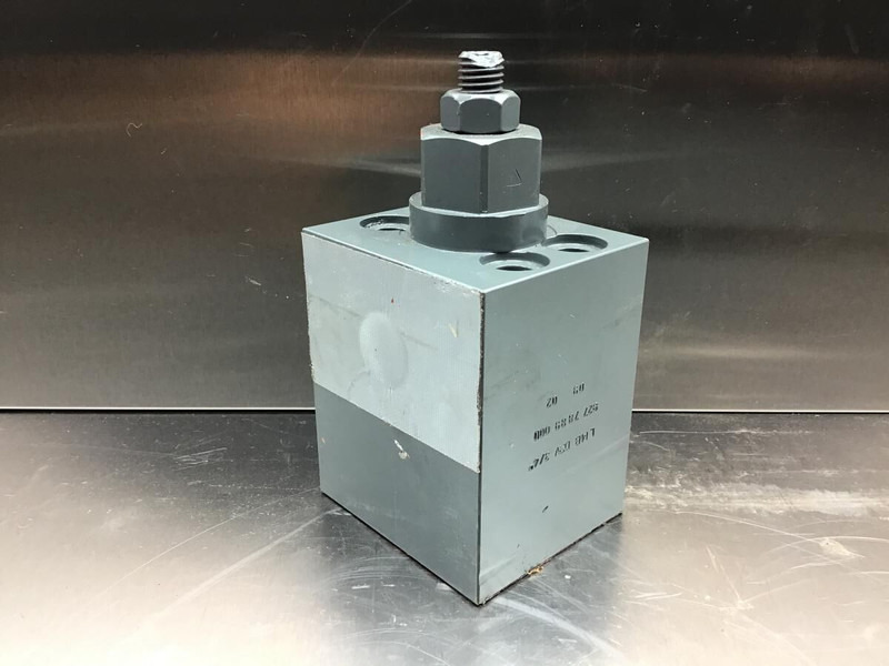 Liebherr Flow Check Valve - Supapă: Foto 1 Liebherr Flow Check Valve - Supapă: Foto 1