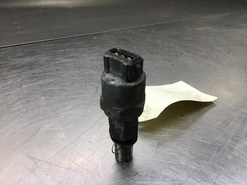 Liebherr Pressure Transmitter - Senzor: Foto 2 Liebherr Pressure Transmitter - Senzor: Foto 2