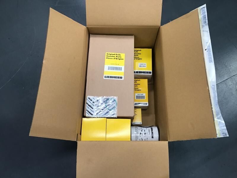 Liebherr R906/R906 ADVANCED/R906 C/R906 LC - Filtru de combustibil: Foto 2 Liebherr R906/R906 ADVANCED/R906 C/R906 LC - Filtru de combustibil: Foto 2