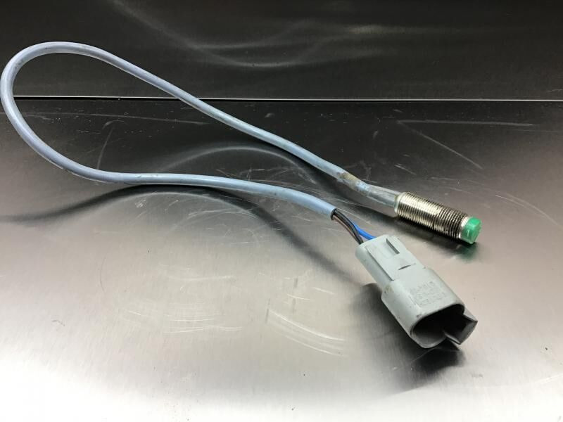 Liebherr R914B / R904 / A904 Li / A900C Li / A900B Li / A316 Li / A314 Li / A924B Li / A924 li / A914 Li / A934 Li / A934B Li - Senzor: Foto 2 Liebherr R914B / R904 / A904 Li / A900C Li / A900B Li / A316 Li / A314 Li / A924B Li / A924 li / A914 Li / A934 Li / A934B Li - Senzor: Foto 2