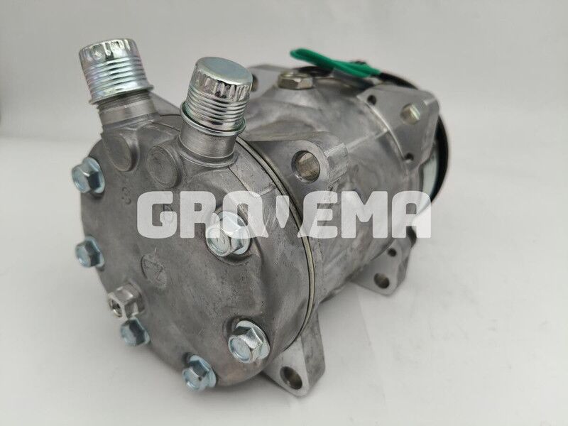 Liebherr R922 / R926 COMP / R926 K-LC / R922 Li - Compresor A/C: Foto 3 Liebherr R922 / R926 COMP / R926 K-LC / R922 Li - Compresor A/C: Foto 3
