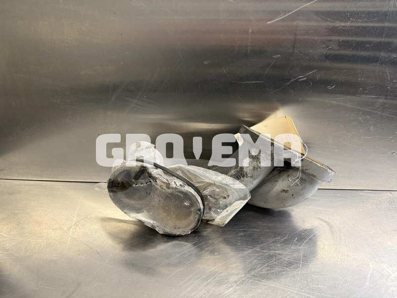 Liebherr R964C / R974C / R976 / R976 LC / R976 LCV / R980 - Sistem de răcire: Foto 2 Liebherr R964C / R974C / R976 / R976 LC / R976 LCV / R980 - Sistem de răcire: Foto 2