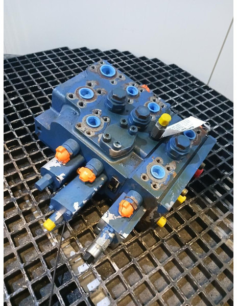 Liebherr Valveblock - Supapă: Foto 2 Liebherr Valveblock - Supapă: Foto 2