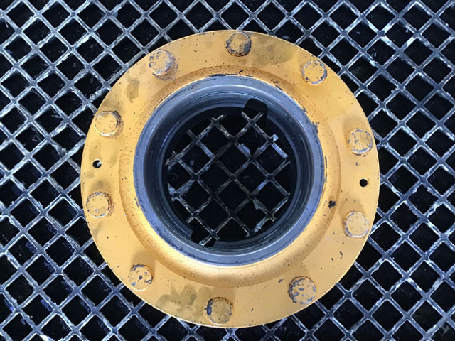 Liebherr Wheel Hub - Butuc: Foto 1 Liebherr Wheel Hub - Butuc: Foto 1