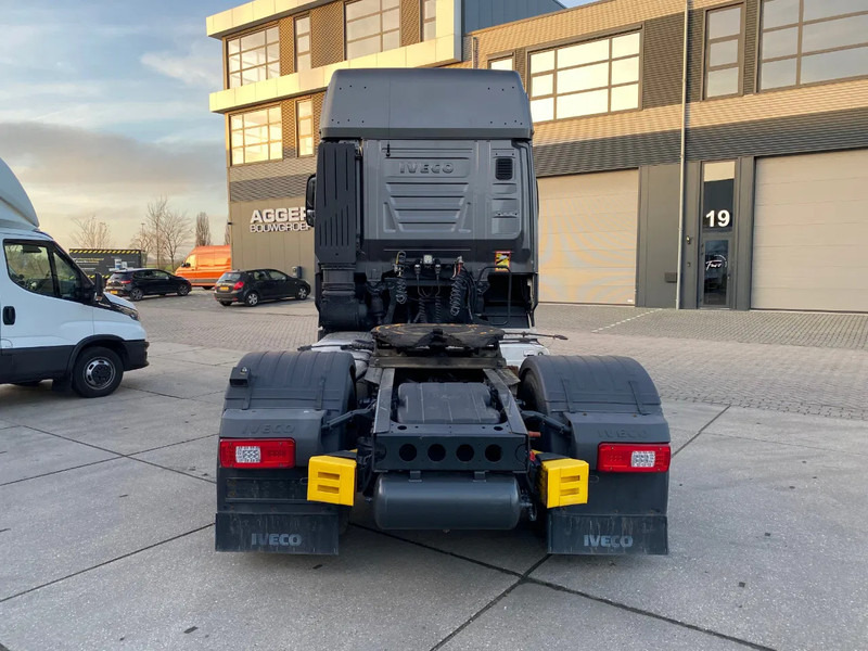 Iveco S-WAY 480 / Intarder / Hydraulic - Cap tractor: Foto 5 Iveco S-WAY 480 / Intarder / Hydraulic - Cap tractor: Foto 5