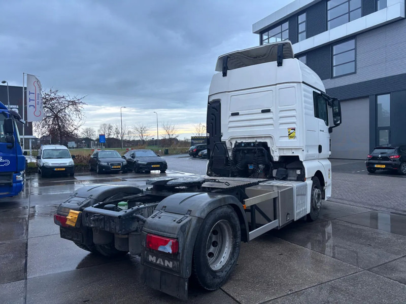 MAN TGX 18.460 Automatic / Euro 6 - Cap tractor: Foto 4 MAN TGX 18.460 Automatic / Euro 6 - Cap tractor: Foto 4