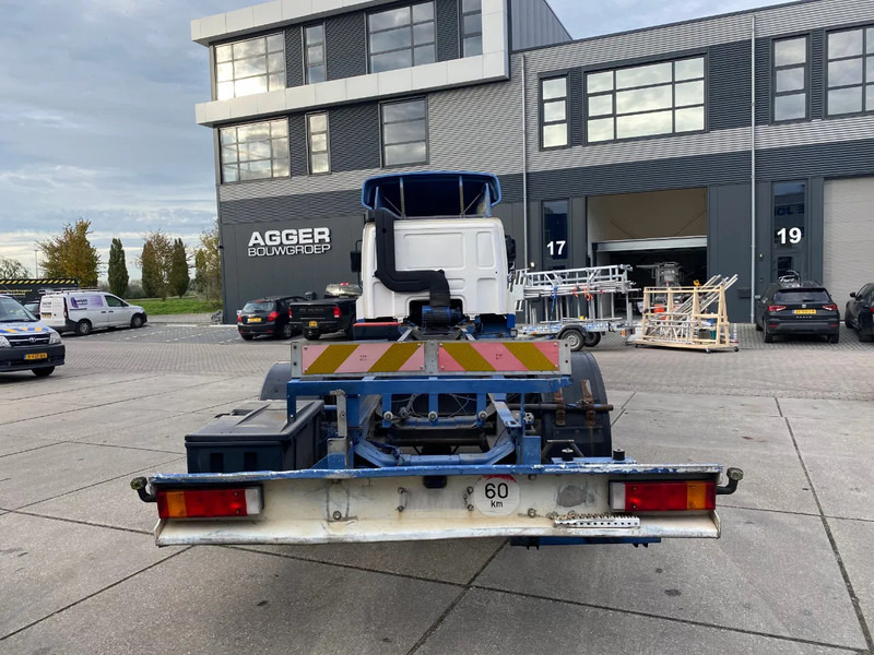 DAF CF 75.310 / Manual / Euro 3 - Camion şasiu: Foto 5 DAF CF 75.310 / Manual / Euro 3 - Camion şasiu: Foto 5