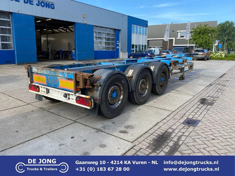 Renders Container chassis / Mercedes + Disc / 1x Lift Axle / 1x Extendable - Semiremorcă transport containere/ Swap body: Foto 1 Renders Container chassis / Mercedes + Disc / 1x Lift Axle / 1x Extendable - Semiremorcă transport containere/ Swap body: Foto 1