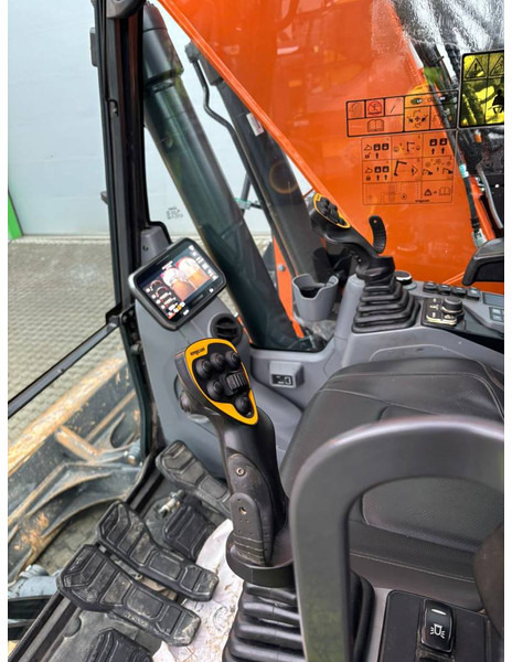 Excavator pe şenile Doosan DX 140 LCR-7: Foto 8