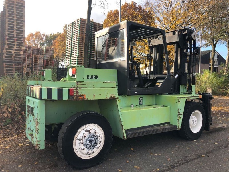 Clark DPL100 - Stivuitor diesel: Foto 5 Clark DPL100 - Stivuitor diesel: Foto 5