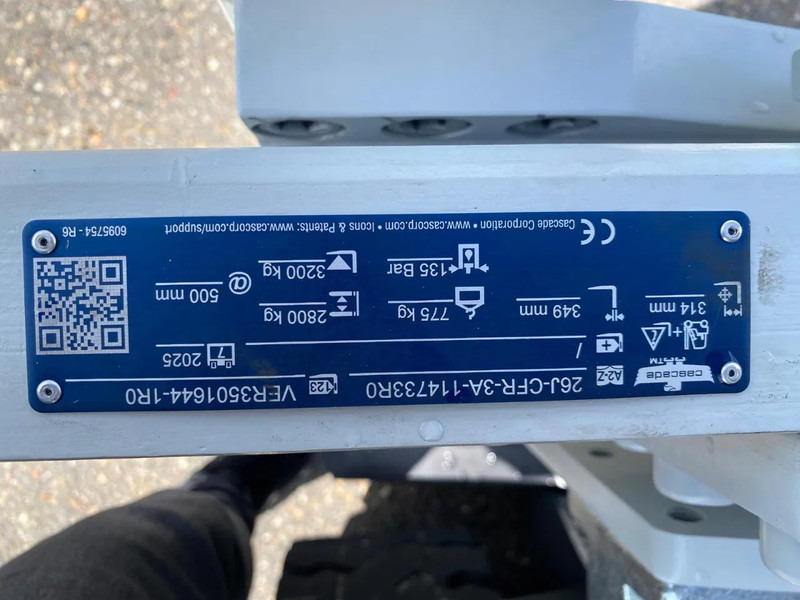 Stivuitor diesel Linde H35D-01 Cascade rotating fork clamp: Foto 13 Stivuitor diesel Linde H35D-01 Cascade rotating fork clamp: Foto 13