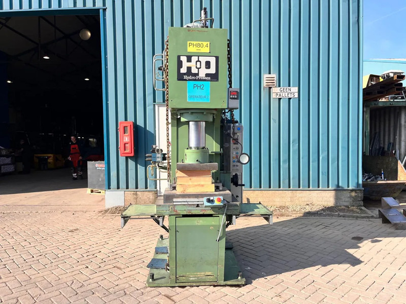 Hydro- Presses PH800 Press machines with capacity from 60 tons to 80 tons - Utilaje constructii: Foto 3 Hydro- Presses PH800 Press machines with capacity from 60 tons to 80 tons - Utilaje constructii: Foto 3