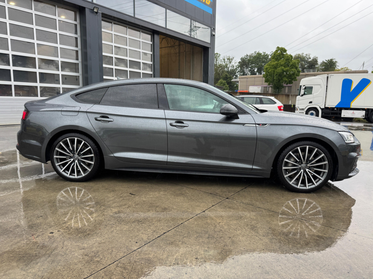 AUDI A5 2.0TFSI QUATTRO S-Line - Automobil: Foto 4 AUDI A5 2.0TFSI QUATTRO S-Line - Automobil: Foto 4