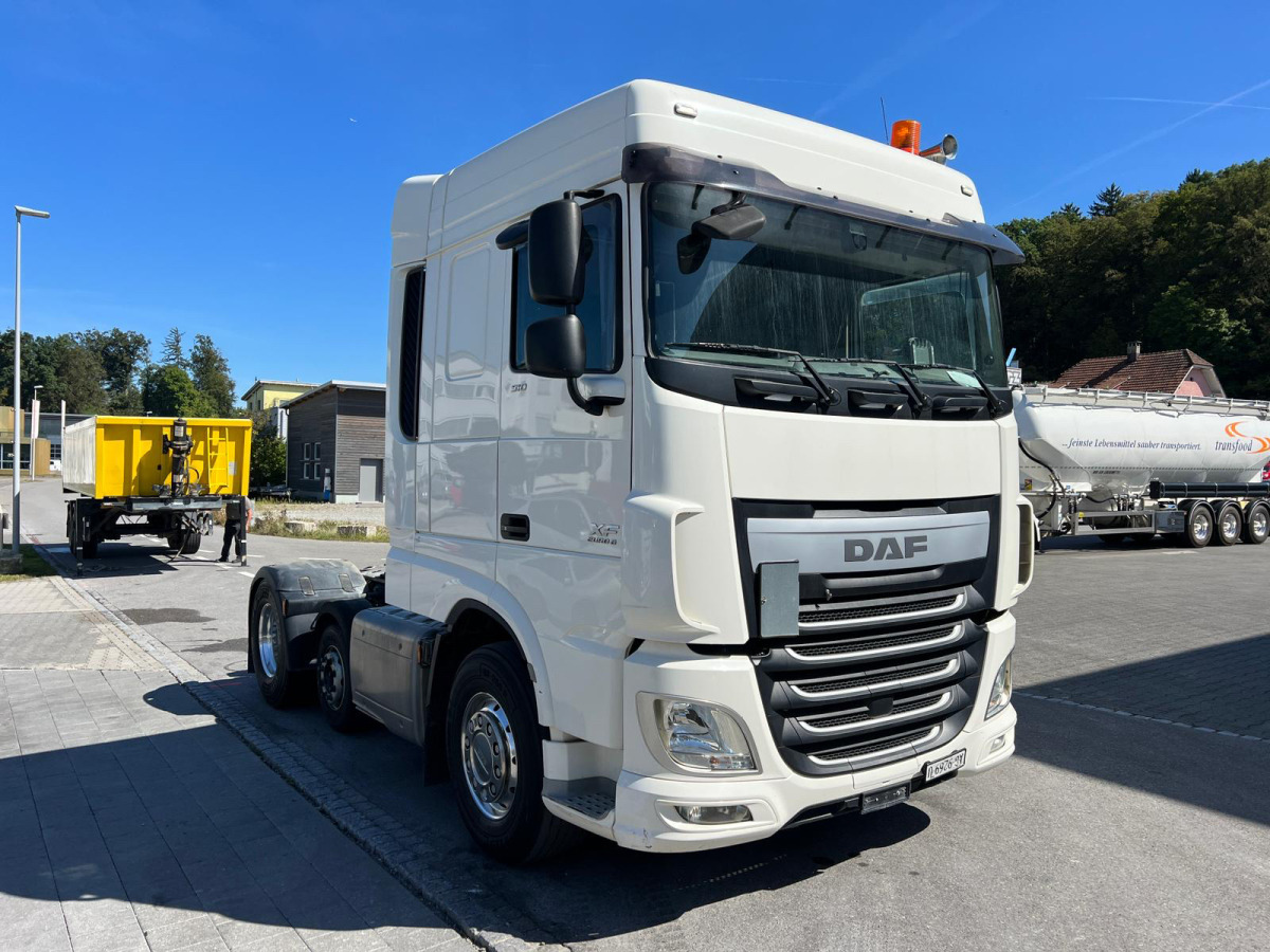 DAF XF510 6x2 - Cap tractor: Foto 3 DAF XF510 6x2 - Cap tractor: Foto 3