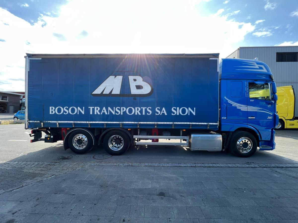 DAF XF510 6x2 - Camion cu prelată: Foto 4 DAF XF510 6x2 - Camion cu prelată: Foto 4