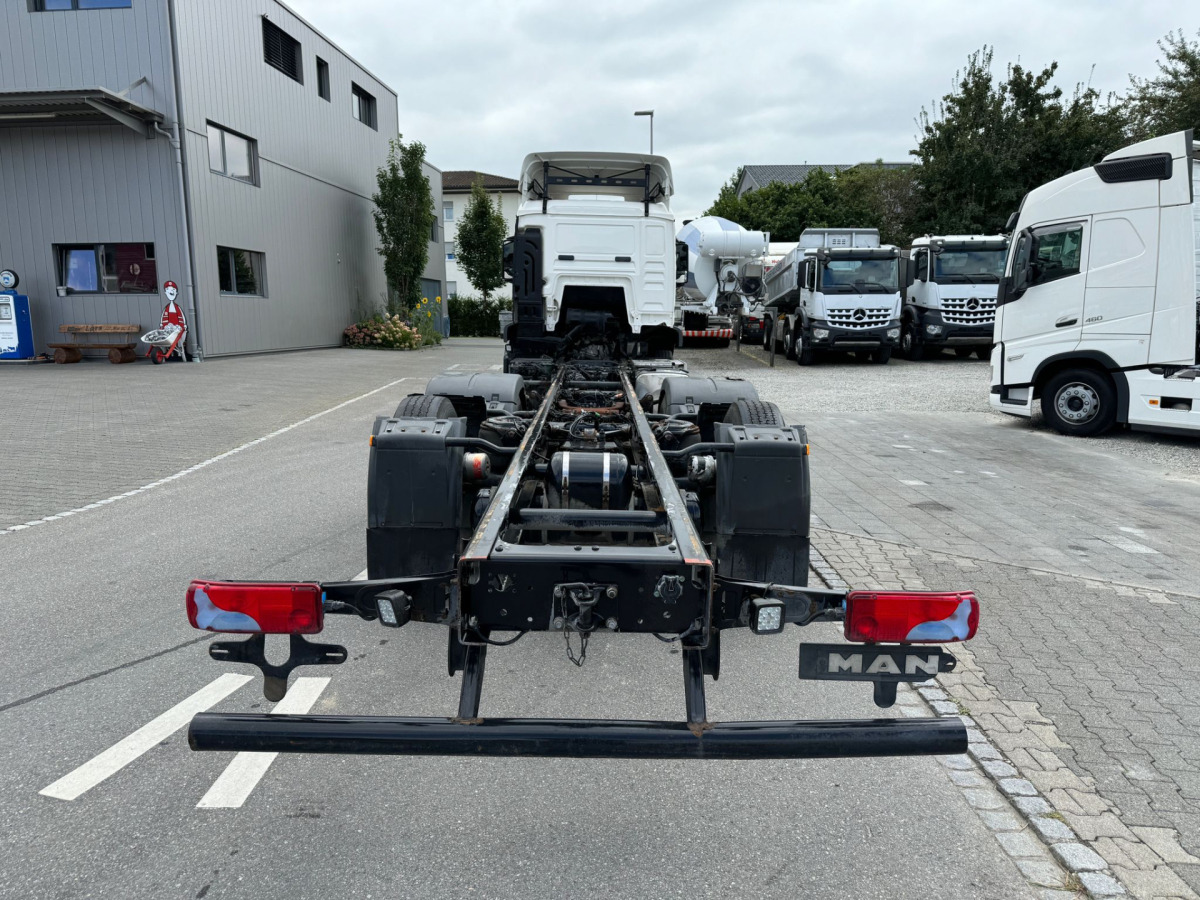 MAN TGS 26.440 6x2 Chassis - Camion şasiu: Foto 5 MAN TGS 26.440 6x2 Chassis - Camion şasiu: Foto 5