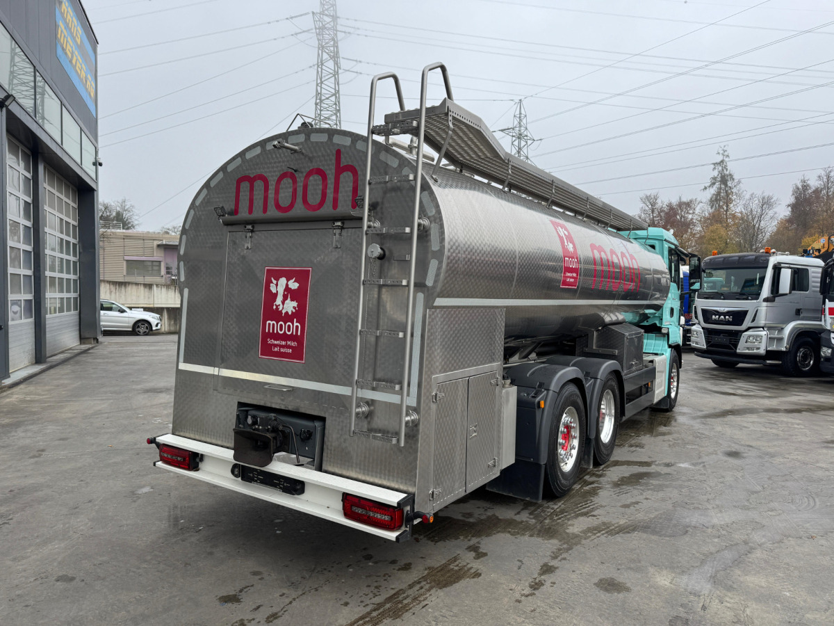 MAN TGS 26.440 6x2 Isoliert Milchtank 3 Kammern - Camion cisternă: Foto 5 MAN TGS 26.440 6x2 Isoliert Milchtank 3 Kammern - Camion cisternă: Foto 5