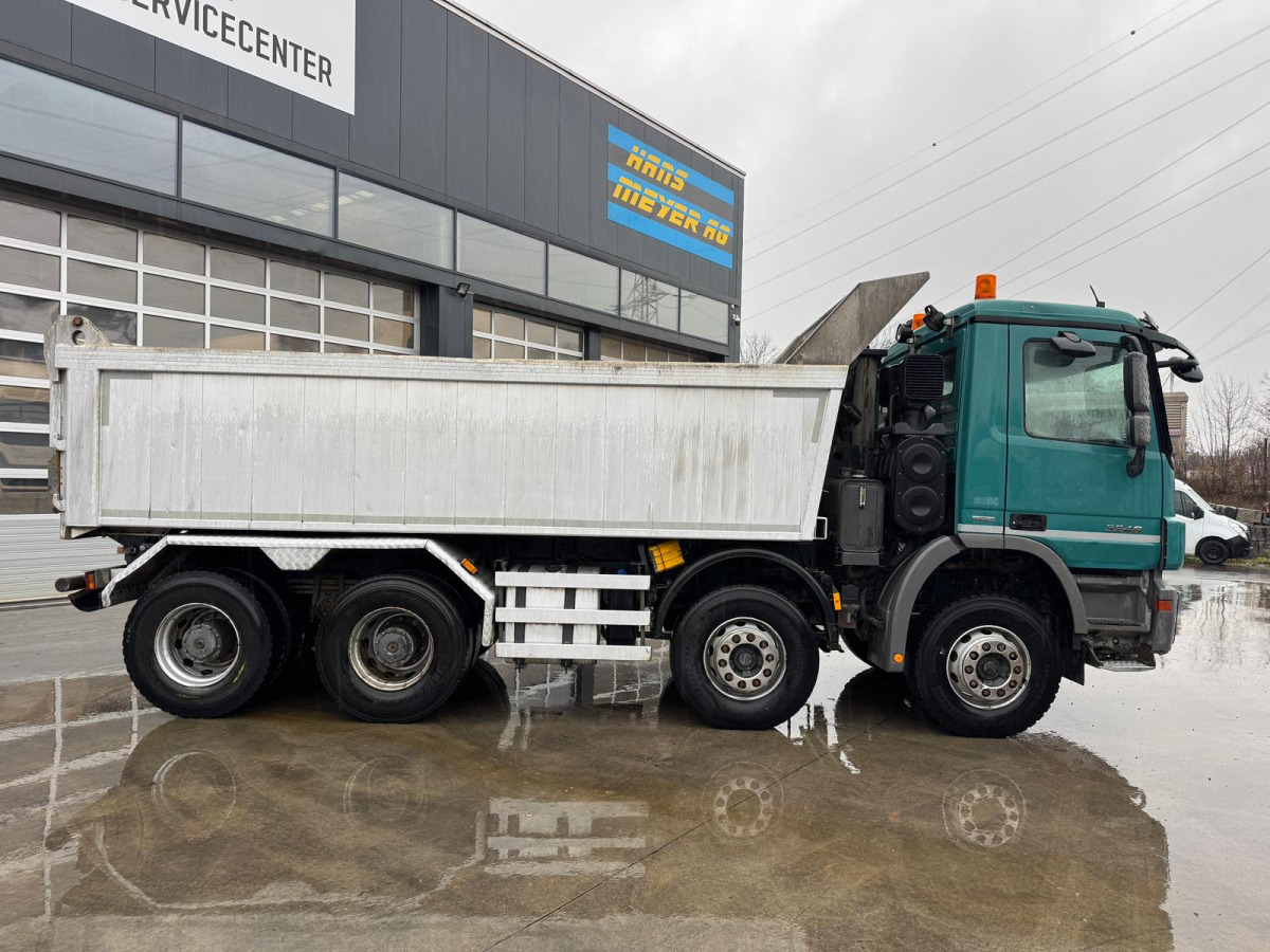 MERCEDES 3248 8x4 Rückwärtskipper 15m3 - Camion basculantă: Foto 5 MERCEDES 3248 8x4 Rückwärtskipper 15m3 - Camion basculantă: Foto 5