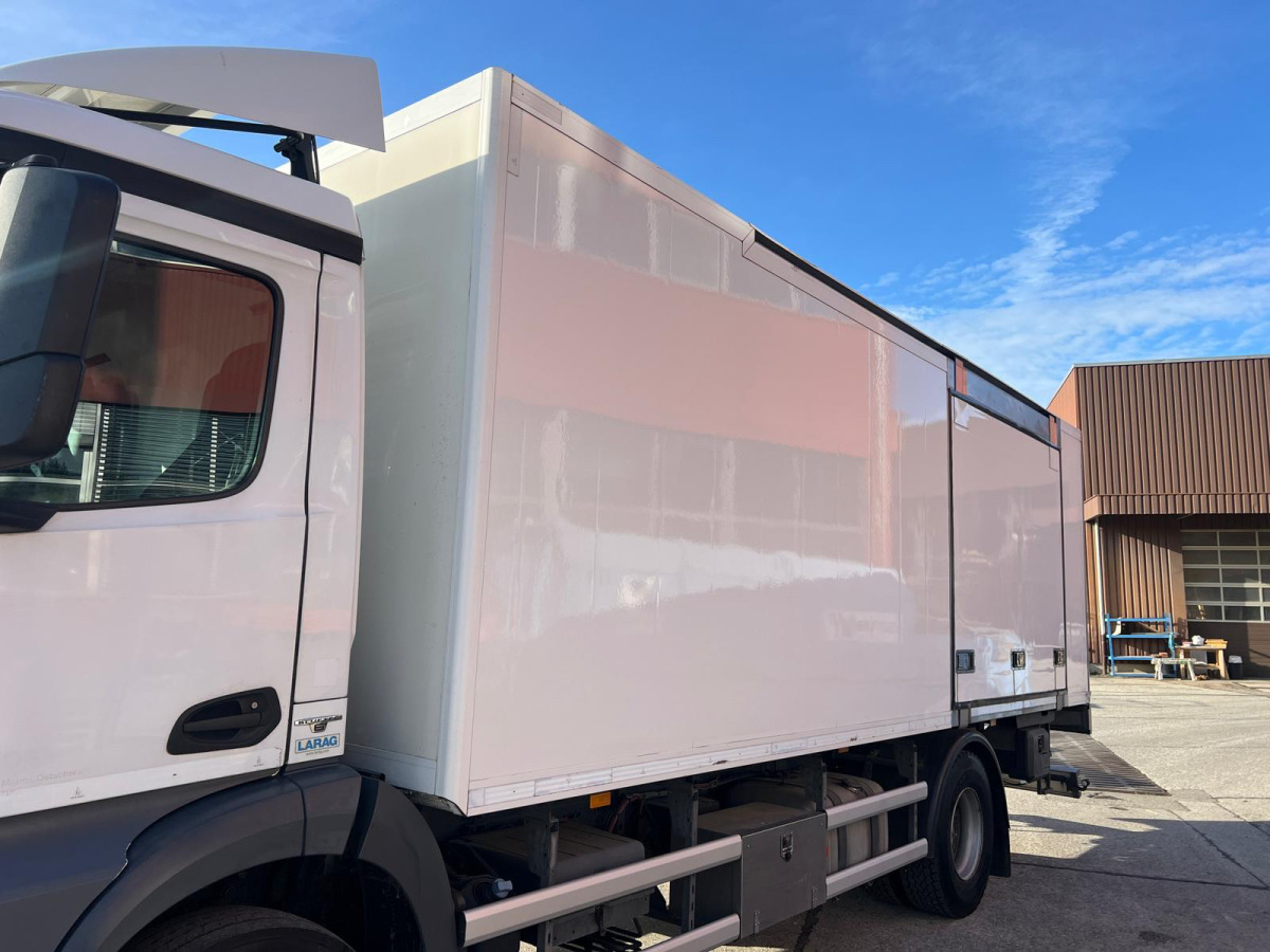 MERCEDES 4x Antos 1843 4x2 Kühler în leasing MERCEDES 4x Antos 1843 4x2 Kühler: Foto 9 MERCEDES 4x Antos 1843 4x2 Kühler în leasing MERCEDES 4x Antos 1843 4x2 Kühler: Foto 9