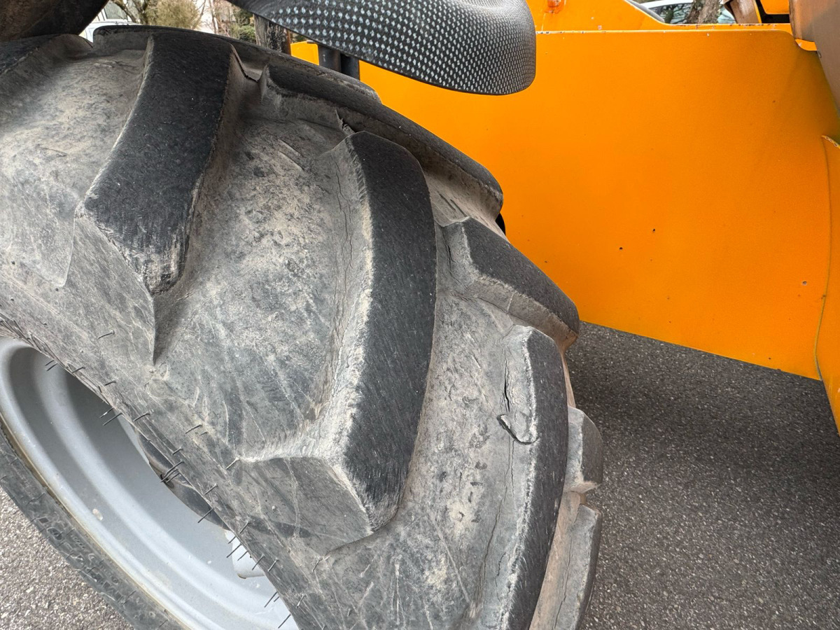 TEREX GTH 4013 - Stivuitor telescopic: Foto 5 TEREX GTH 4013 - Stivuitor telescopic: Foto 5