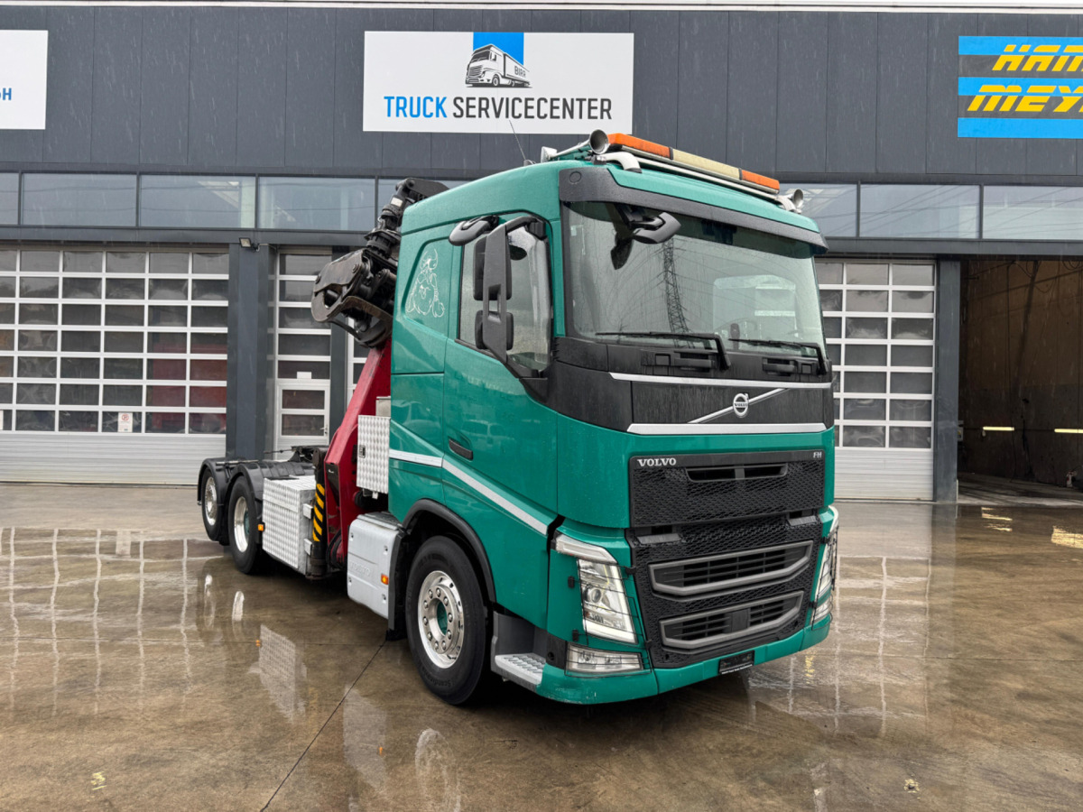 VOLVO FH-540 6x2 Tajfun L300Z - Camion forestier, Camion cu macara: Foto 3 VOLVO FH-540 6x2 Tajfun L300Z - Camion forestier, Camion cu macara: Foto 3