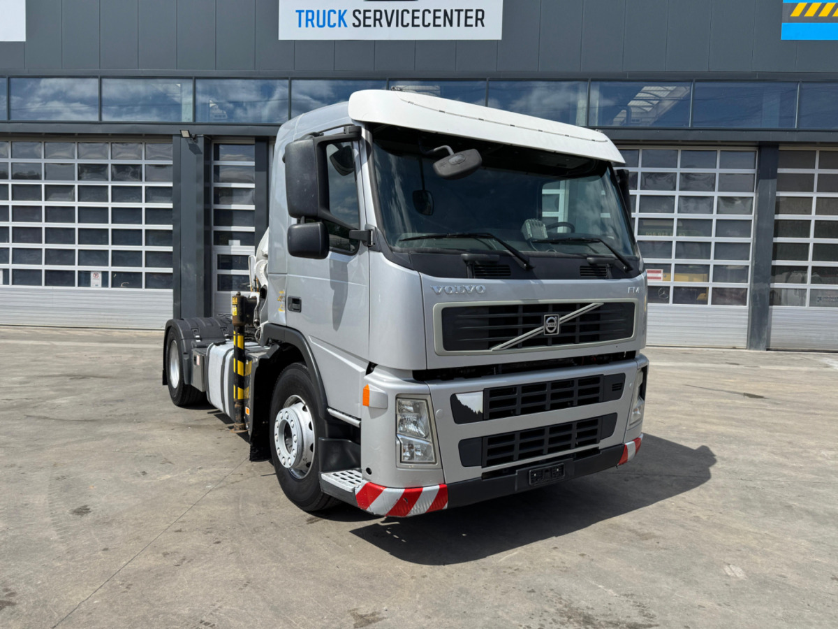 VOLVO FM-400 4x2 Bonfiglioli 15000-4 - Camion cu macara: Foto 4 VOLVO FM-400 4x2 Bonfiglioli 15000-4 - Camion cu macara: Foto 4