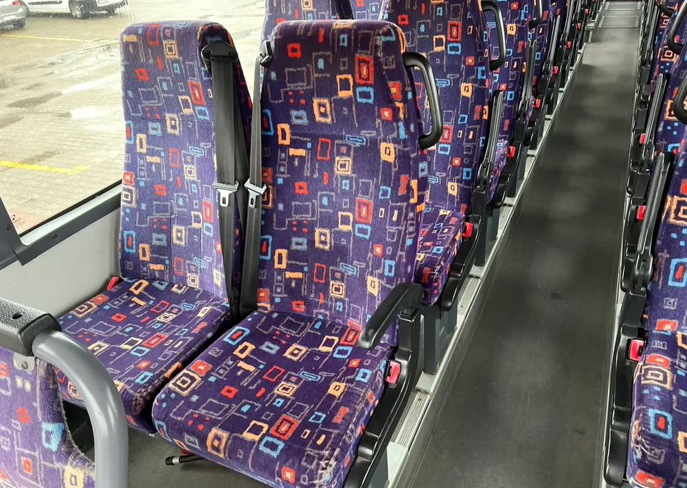 Irisbus AXER / Manual / 64 miejsc /Cena:36000zł netto - Autobuz interurban: Foto 5 Irisbus AXER / Manual / 64 miejsc /Cena:36000zł netto - Autobuz interurban: Foto 5