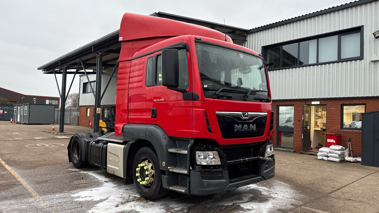 MAN TGS 18.430 - Cap tractor: Foto 2 MAN TGS 18.430 - Cap tractor: Foto 2