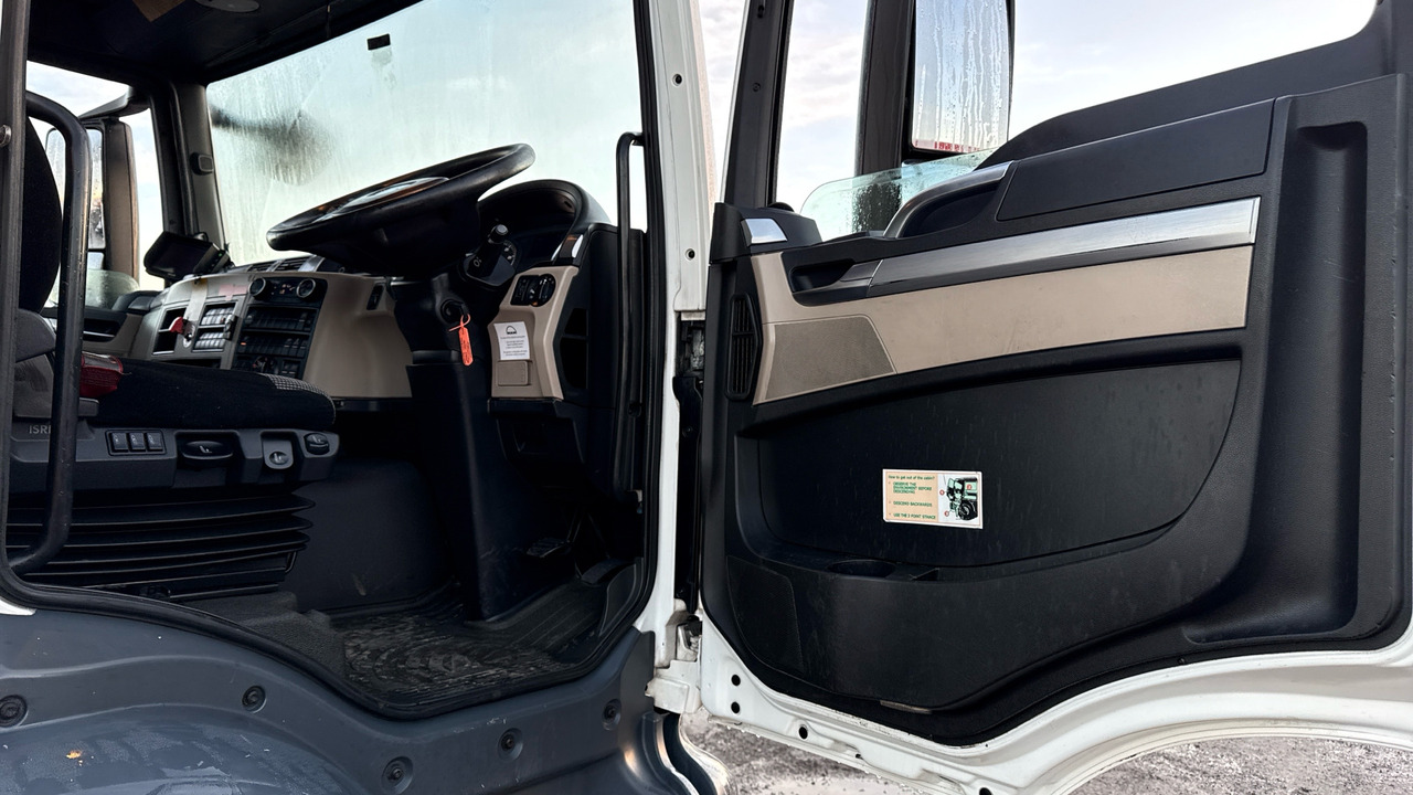 MAN TGS 24.420 - Cap tractor: Foto 5 MAN TGS 24.420 - Cap tractor: Foto 5