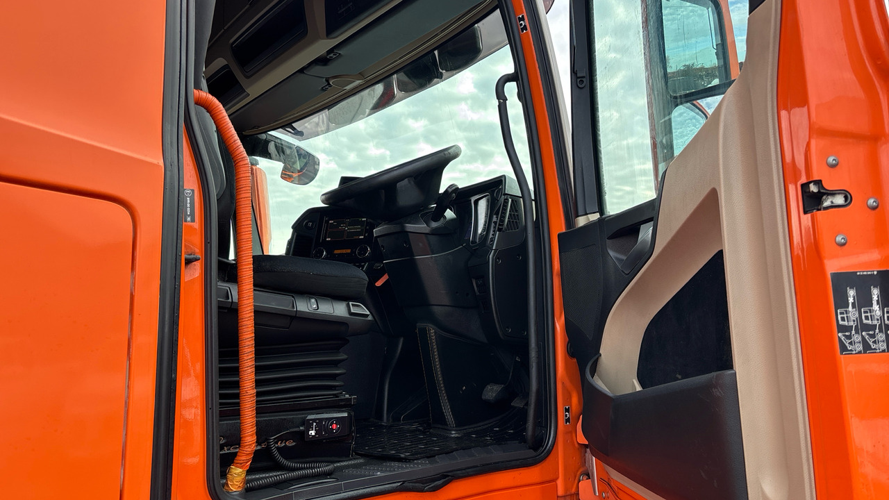 MERCEDES-BENZ ACTROS 1845 - Cap tractor: Foto 5 MERCEDES-BENZ ACTROS 1845 - Cap tractor: Foto 5