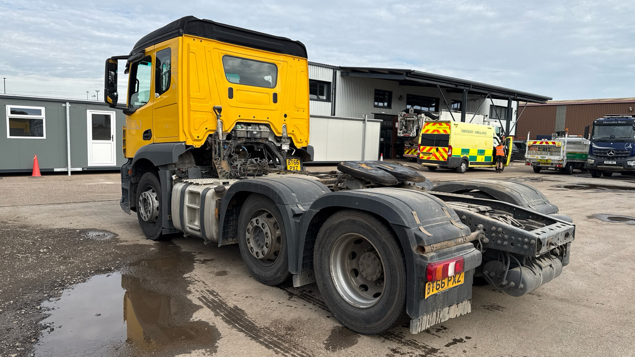 MERCEDES-BENZ ACTROS - Cap tractor: Foto 3 MERCEDES-BENZ ACTROS - Cap tractor: Foto 3