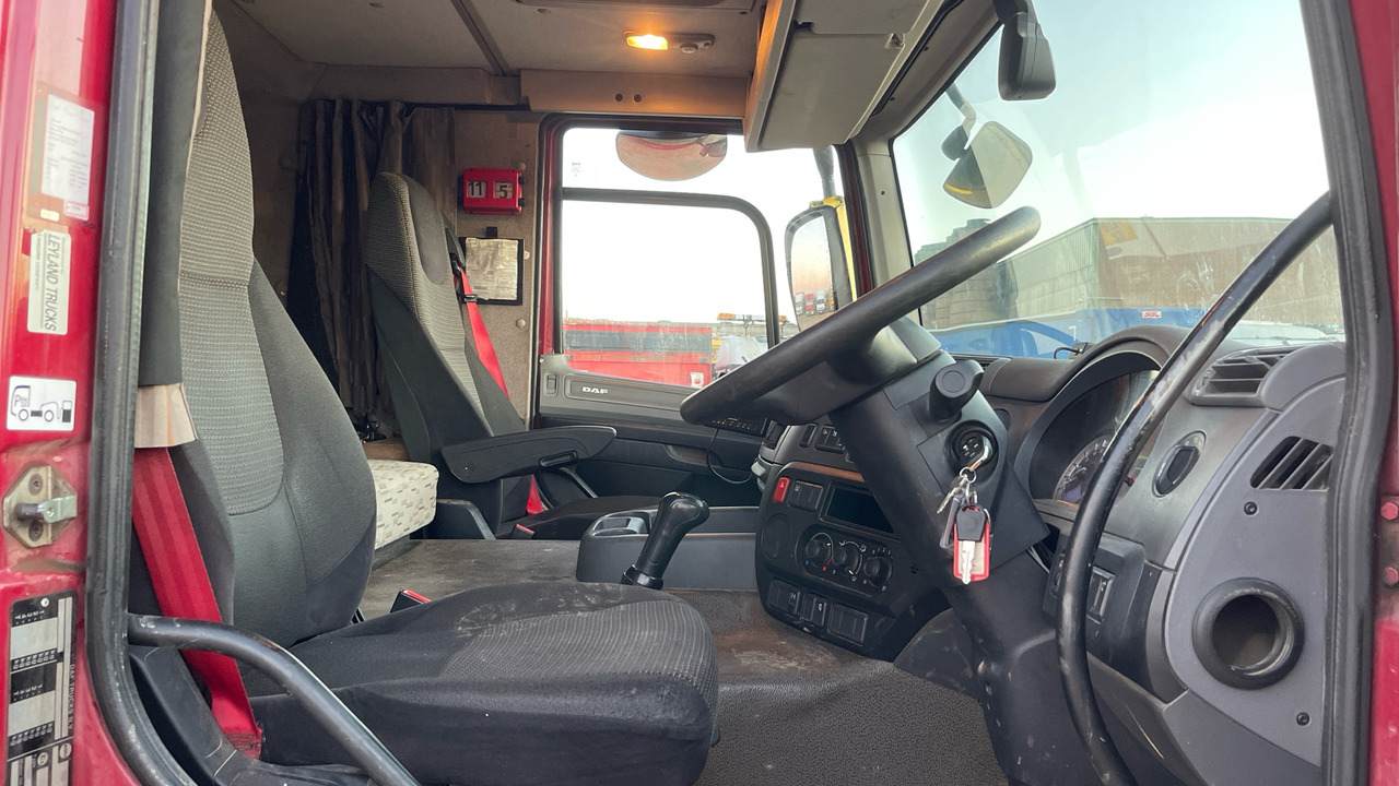 DAF CF 230 - Camion platformă: Foto 5 DAF CF 230 - Camion platformă: Foto 5