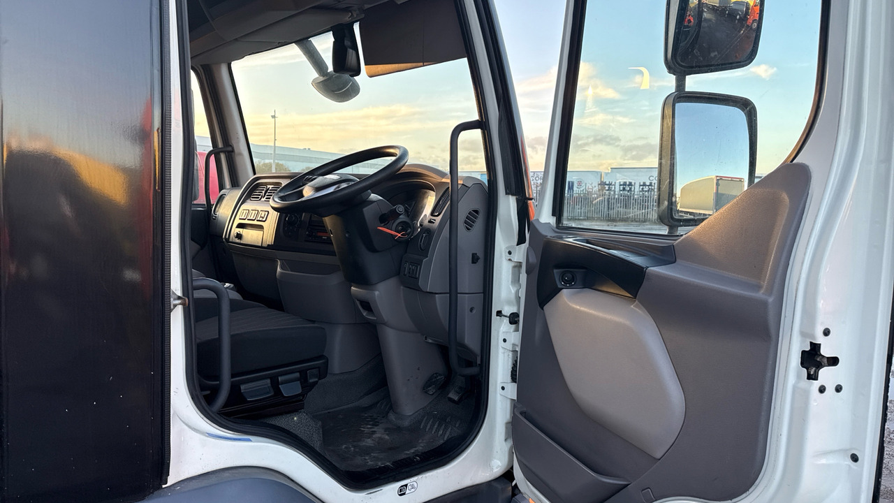 DAF LF 180 - Camion cu prelată: Foto 5 DAF LF 180 - Camion cu prelată: Foto 5