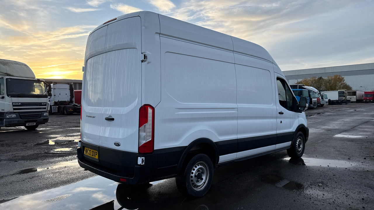 Ford Transit 350 2.0 EcoBlue 130ps - Dubă: Foto 4 Ford Transit 350 2.0 EcoBlue 130ps - Dubă: Foto 4