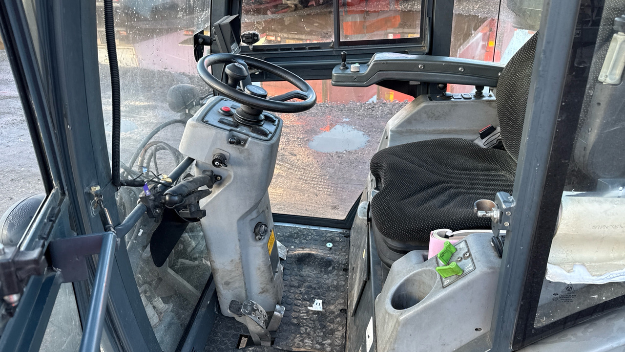 HAKO CITYMASTER 600 - Măturătoare stradală: Foto 5 HAKO CITYMASTER 600 - Măturătoare stradală: Foto 5