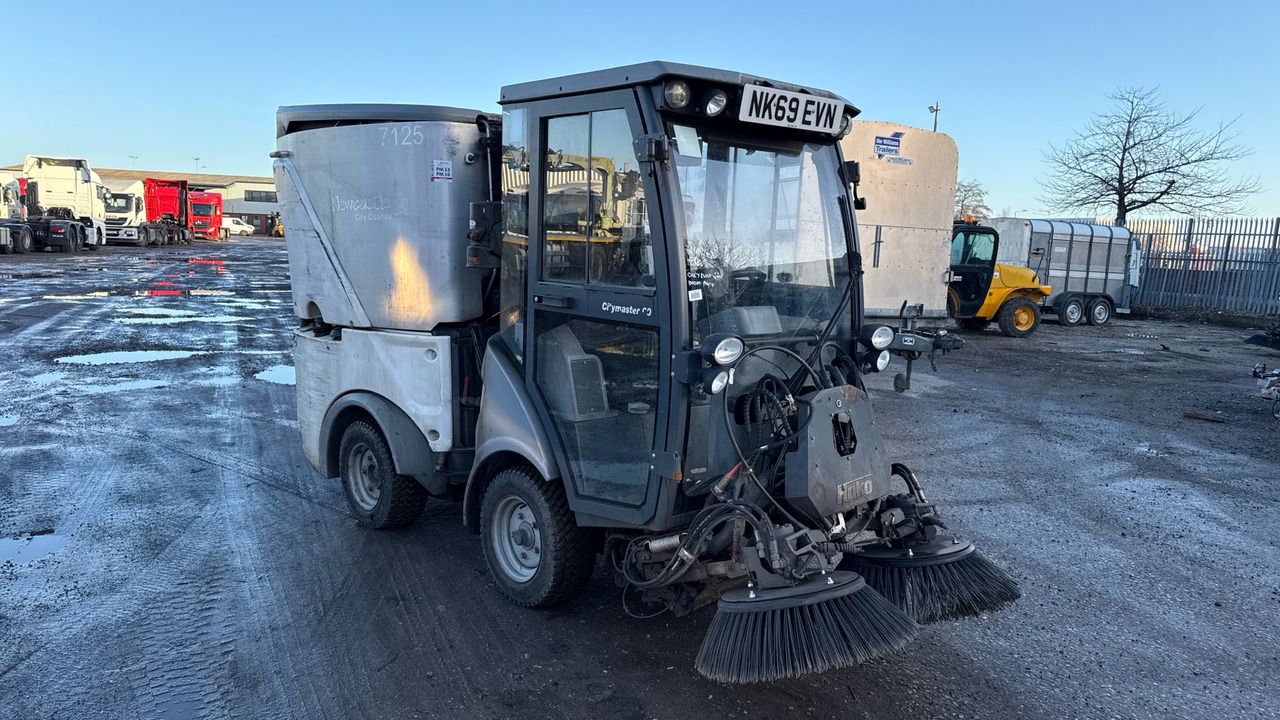 HAKO CITYMASTER 600 - Măturătoare stradală: Foto 1 HAKO CITYMASTER 600 - Măturătoare stradală: Foto 1