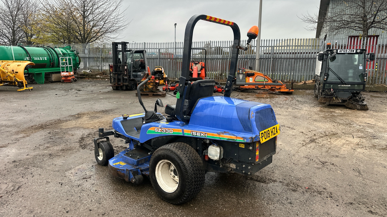 ISEKI SZ330 - Maşină de tuns iarba: Foto 3 ISEKI SZ330 - Maşină de tuns iarba: Foto 3