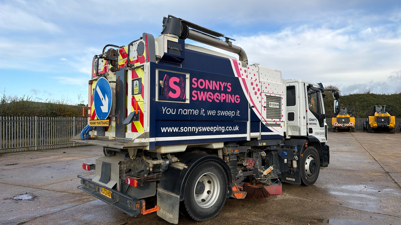 IVECO EUROCARGO 150-250 - Măturătoare stradală: Foto 4 IVECO EUROCARGO 150-250 - Măturătoare stradală: Foto 4