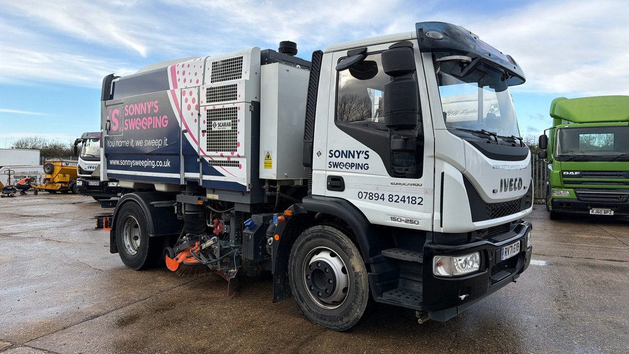 IVECO EUROCARGO 150-250 - Măturătoare stradală: Foto 1 IVECO EUROCARGO 150-250 - Măturătoare stradală: Foto 1