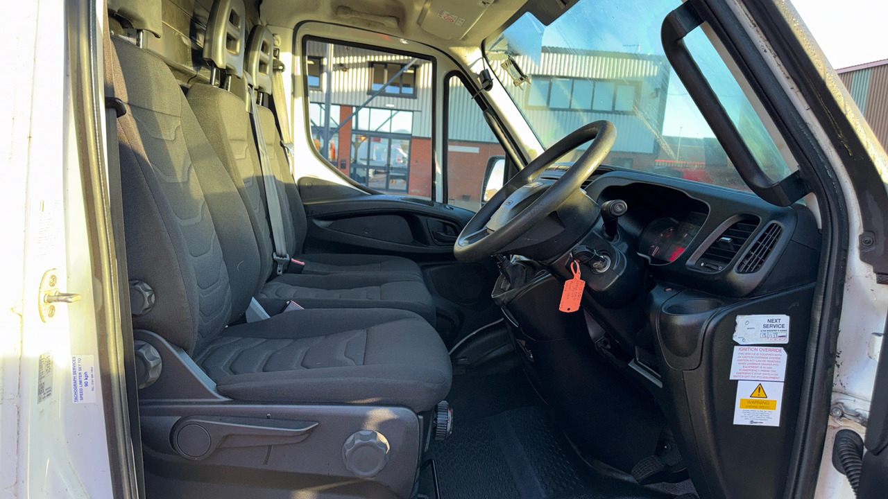 Iveco Daily 70C17 - Dubă: Foto 5 Iveco Daily 70C17 - Dubă: Foto 5